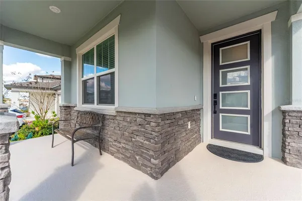 a view of a bench in the balcony