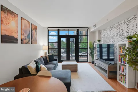 $520,000 | 437 New York Avenue Northwest, Unit 222, Washington, DC 20001