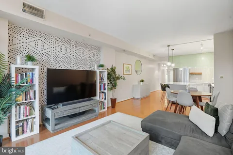 $530,000 | 437 New York Avenue Northwest, Unit 222, Washington, DC 20001