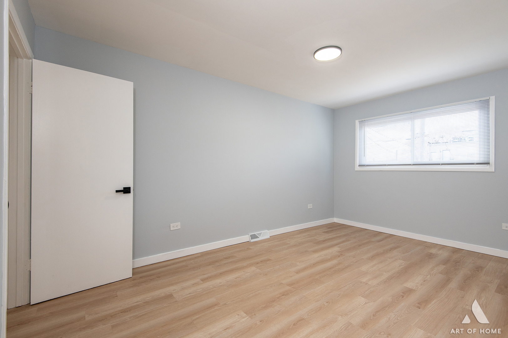 6740 South Rhodes Avenue Chicago, IL 60637 - Photo 19 of 23 Gallery Image 19