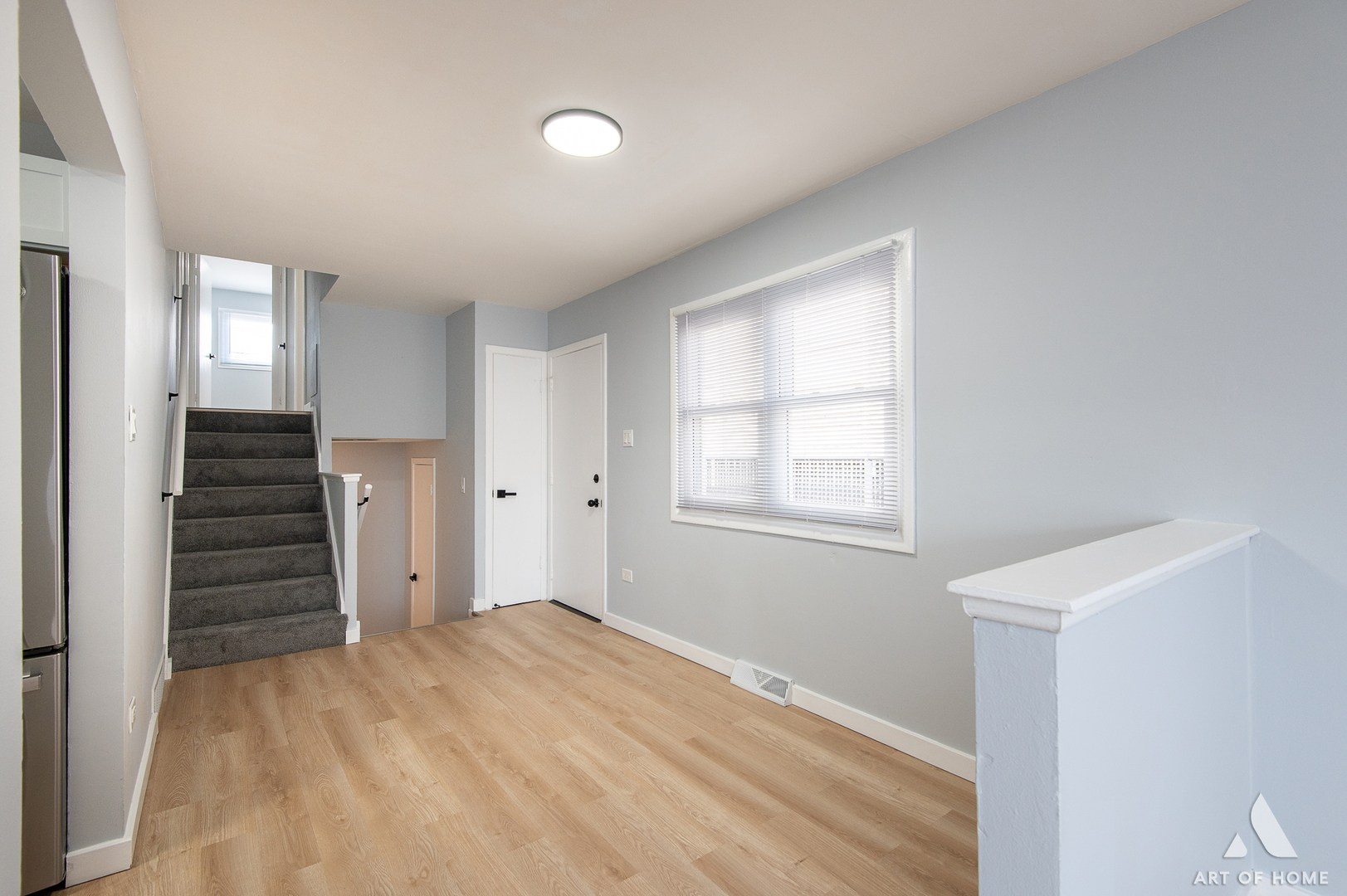 6740 South Rhodes Avenue Chicago, IL 60637 - Photo 8 of 23 Gallery Image 8