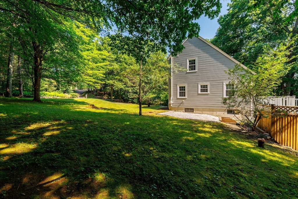 37 Breakneck Road Sturbridge, MA 01566 - Photo 26 of 41