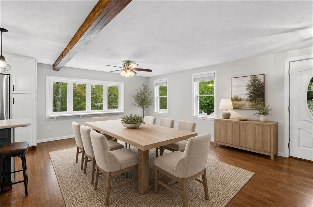 9 Robinhood Road Tyngsborough, MA 01879 - Photo 4 of 41