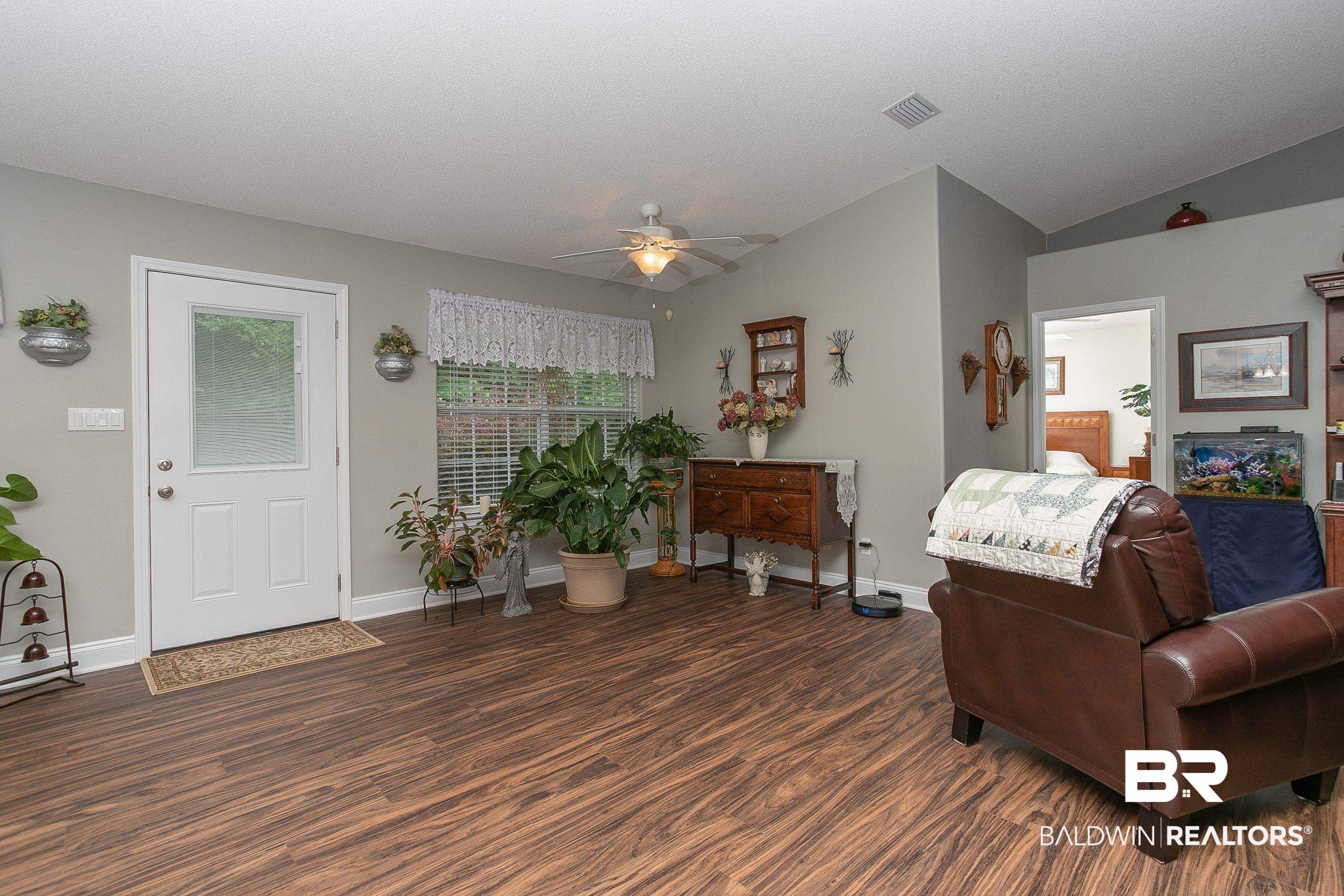 558 Leeds Court Foley, AL 36535 - Photo 6 of 48 Gallery Image 6