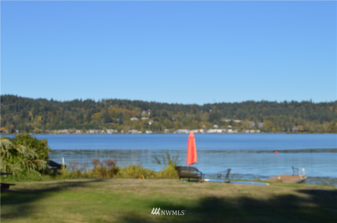 5104 Northwest Sammamish Road Issaquah, WA 98027 - Photo 7 of 14