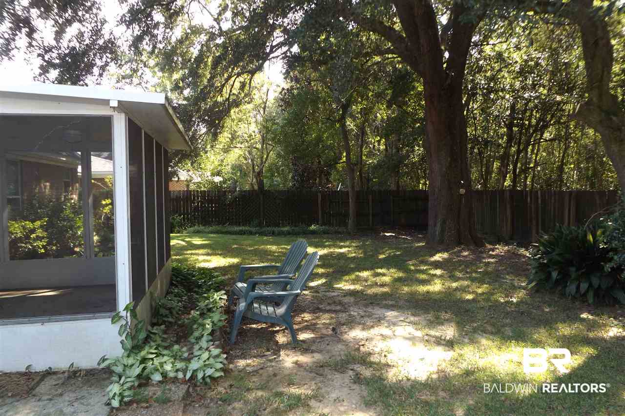 1708 South Bay Street Foley, AL 36535 - Photo 15 of 17