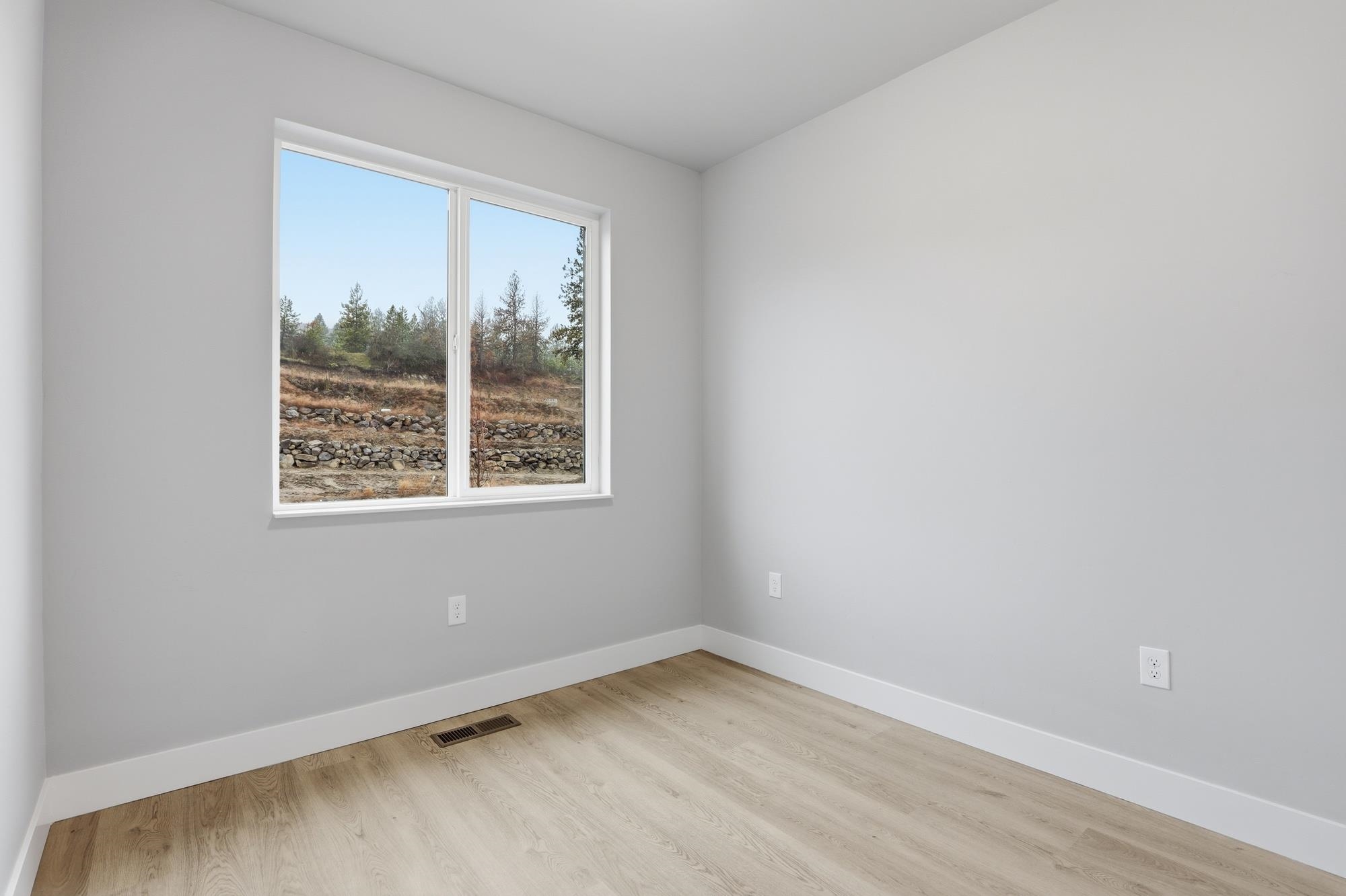 1725 South Nettleton Lane Spokane, WA 99224 - Photo 7 of 44