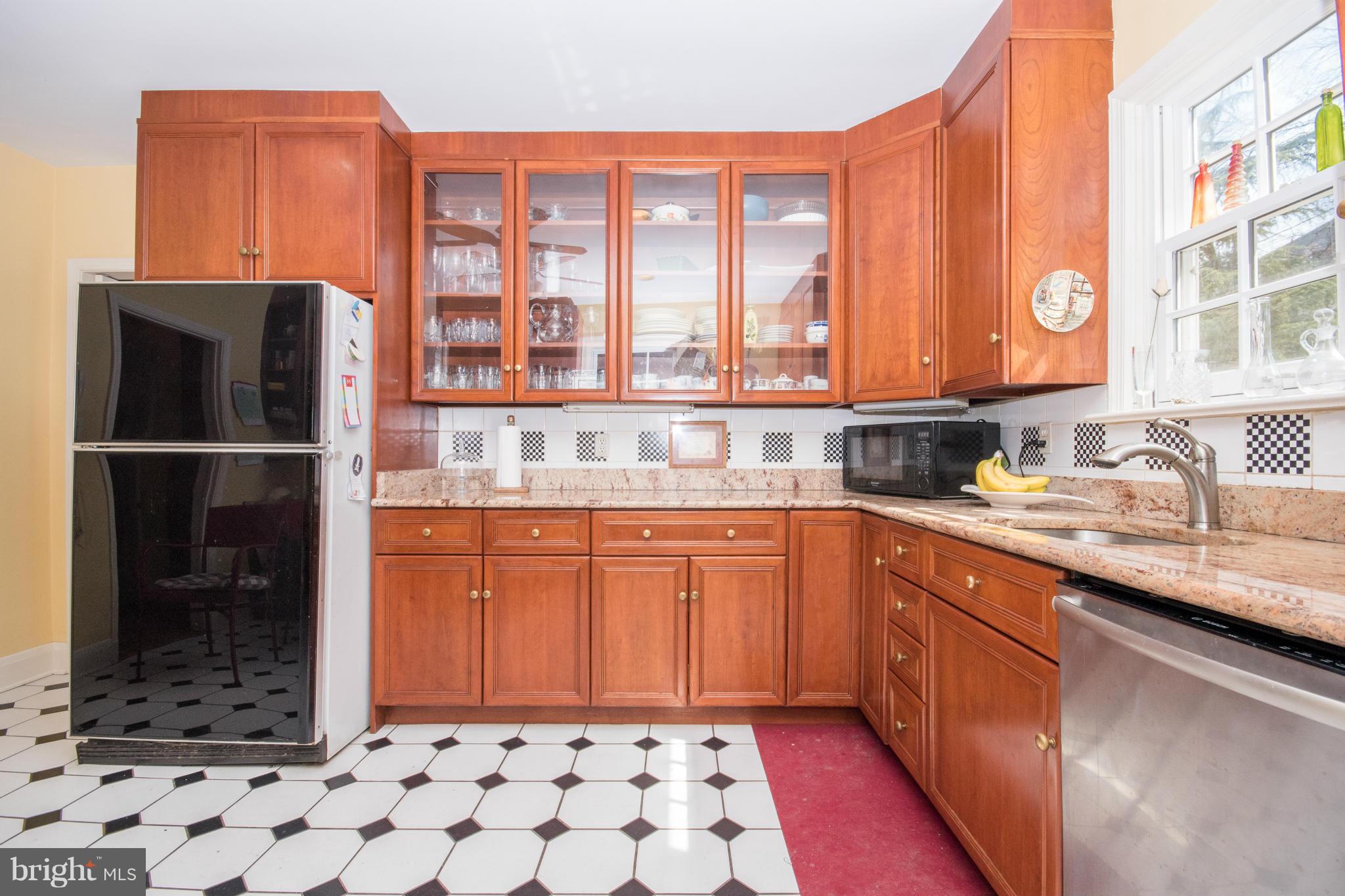 119 Overhill Road Baltimore, MD 21210 - Photo 11 of 30 Kitchen