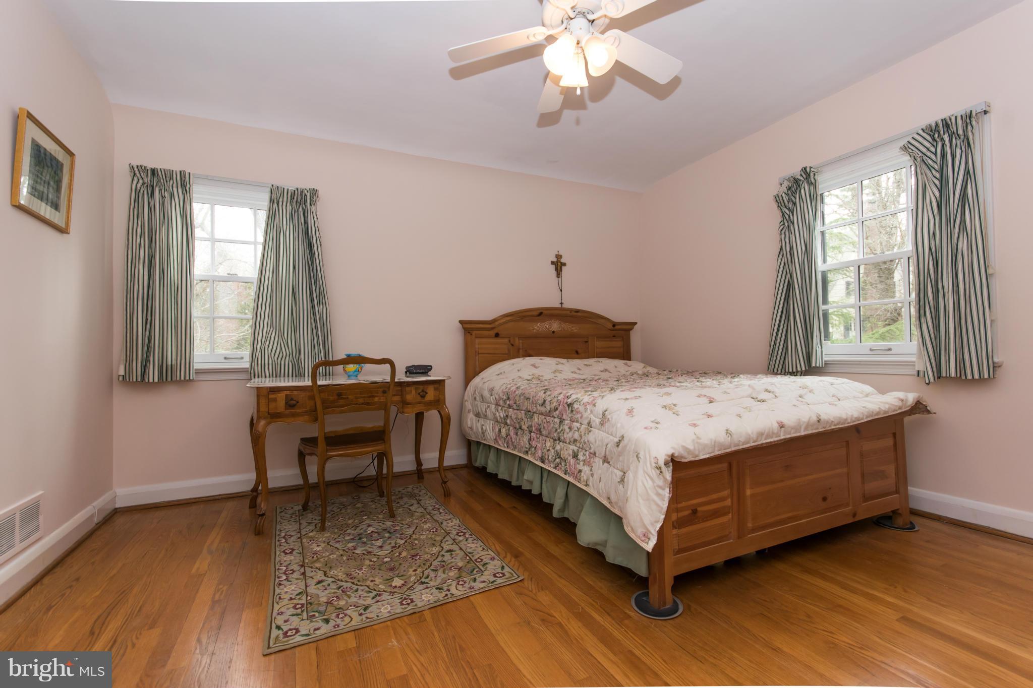 119 Overhill Road Baltimore, MD 21210 - Photo 16 of 30 Bedroom