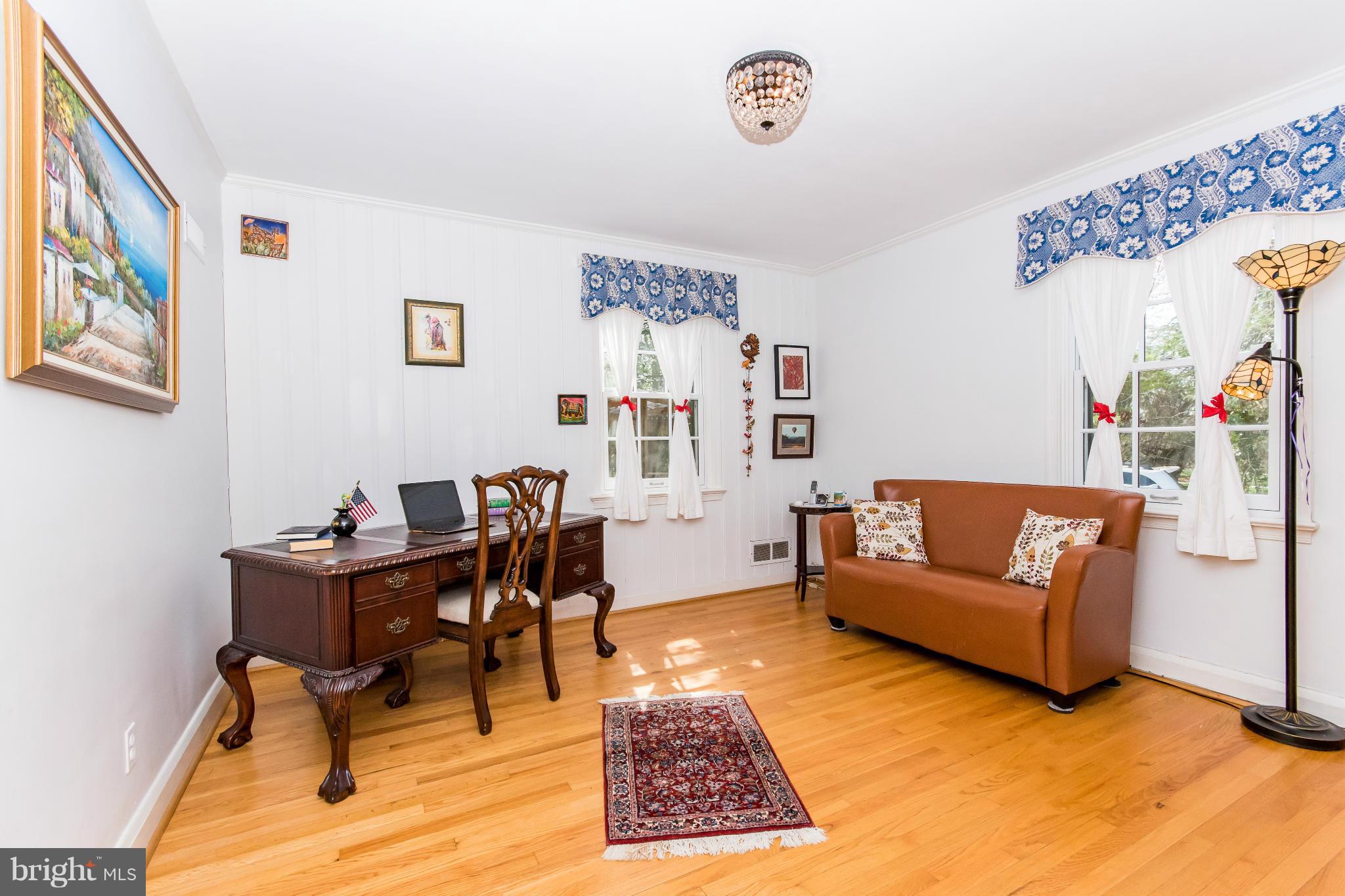 119 Overhill Road Baltimore, MD 21210 - Photo 7 of 30 Family Room