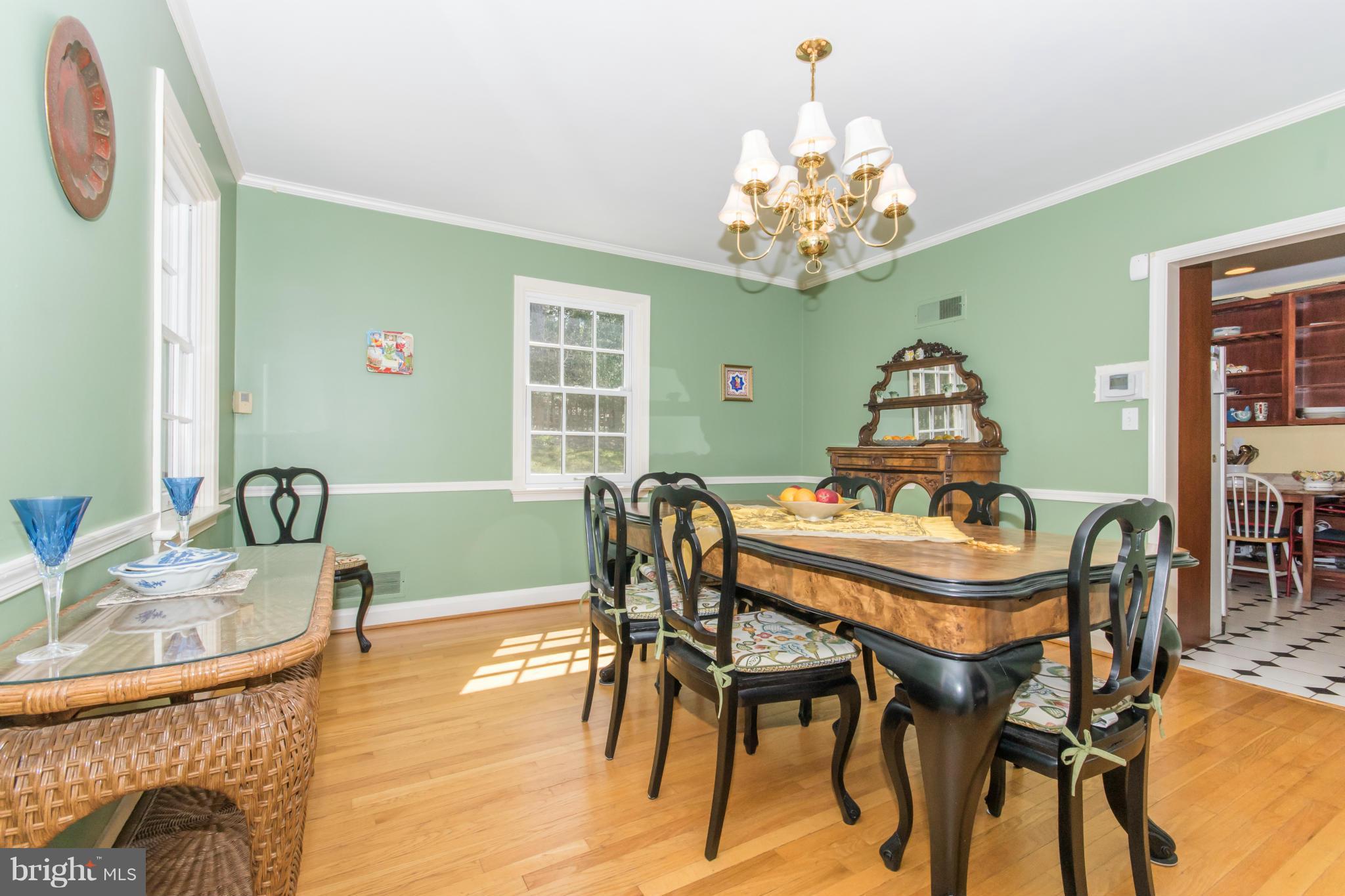 119 Overhill Road Baltimore, MD 21210 - Photo 9 of 30 Dining Room