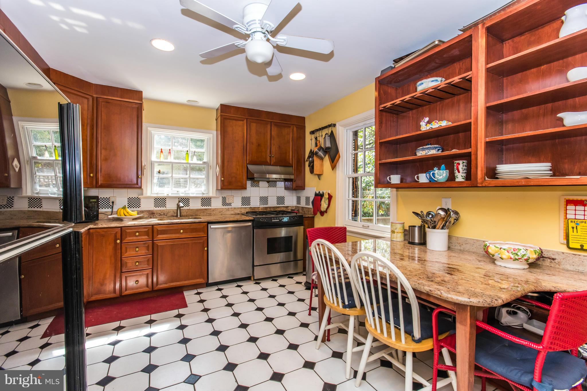 119 Overhill Road Baltimore, MD 21210 - Photo 10 of 30 Kitchen