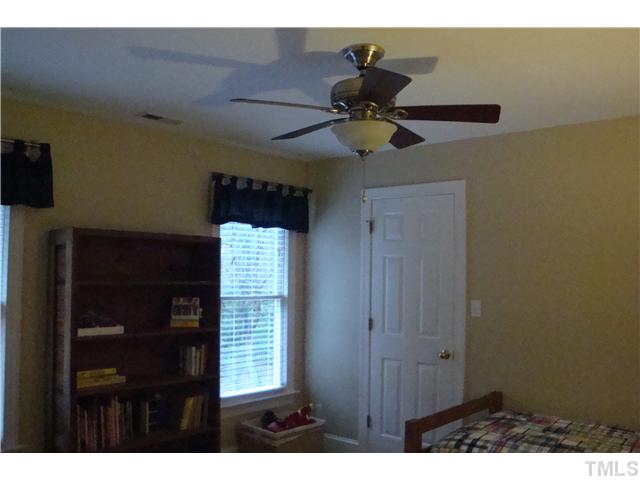 10701 Cahill Road Raleigh, NC 27614 - Photo 7 of 14