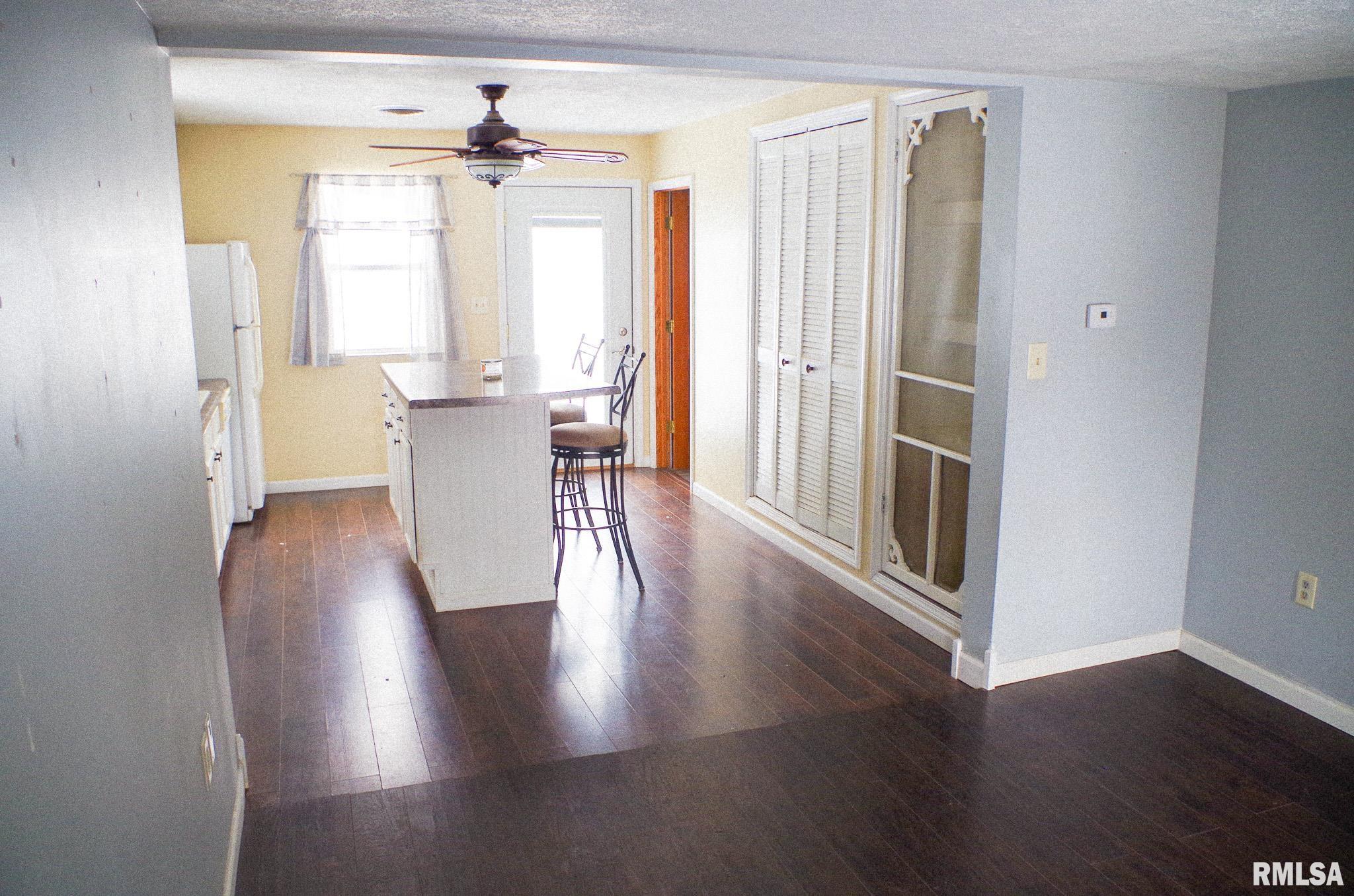 12771 Fishburn Road Mechanicsburg, IL 62545 - Photo 5 of 23