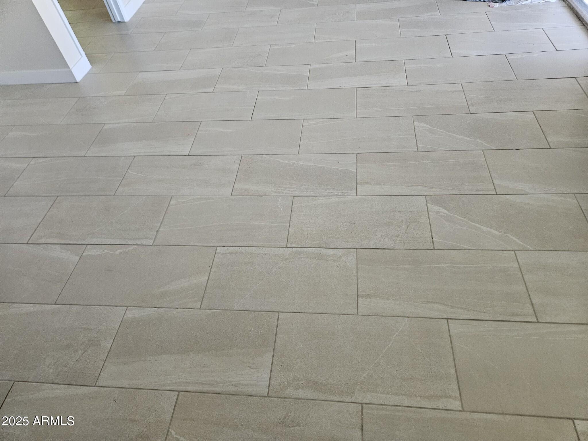 819 East Apollo Road Phoenix, AZ 85042 - Photo 8 of 17 a bathroom with a shower