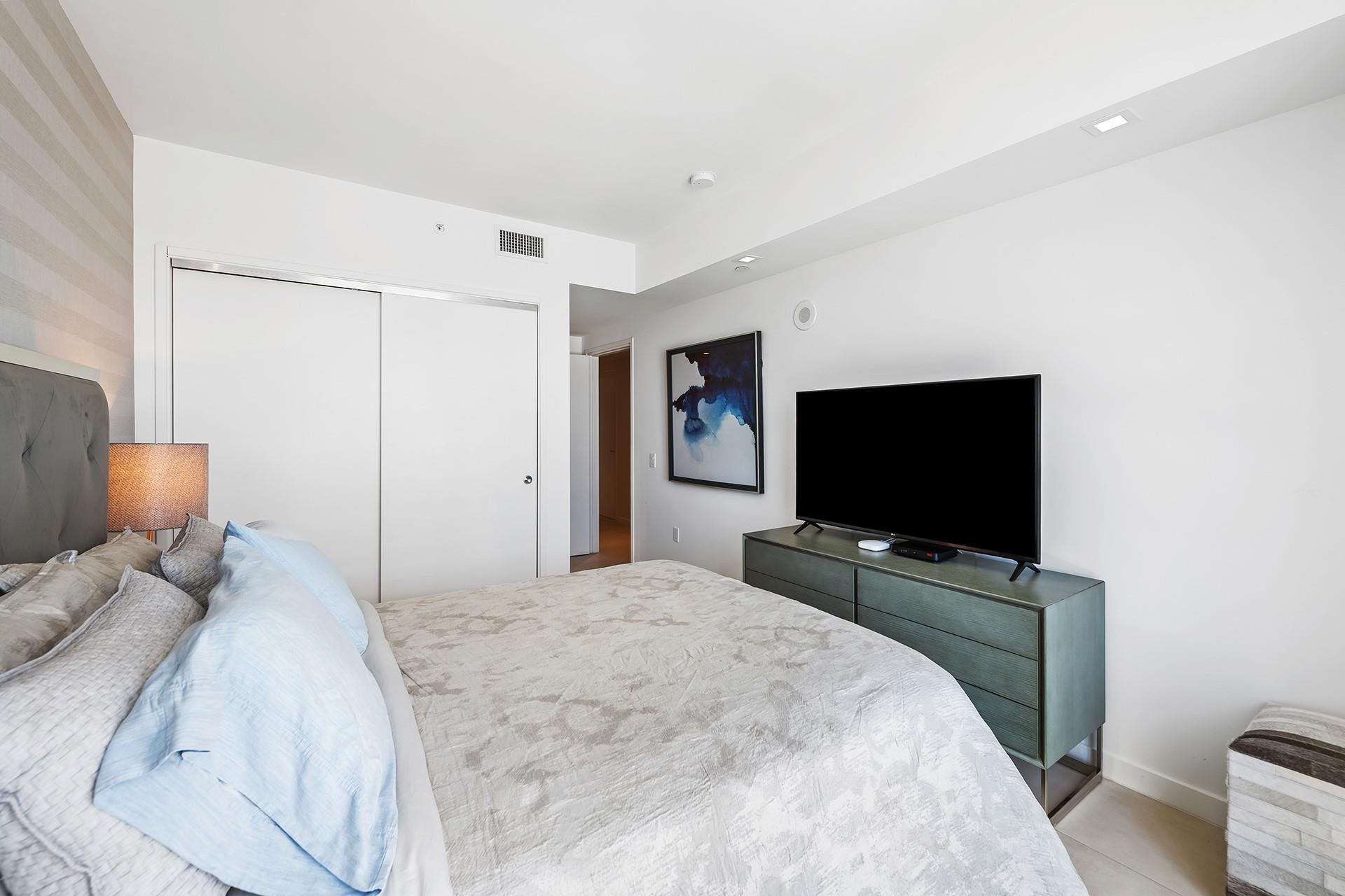 401 North Birch Road, Unit 700 Fort Lauderdale, FL 33304 - Photo 11 of 33 Photo 11