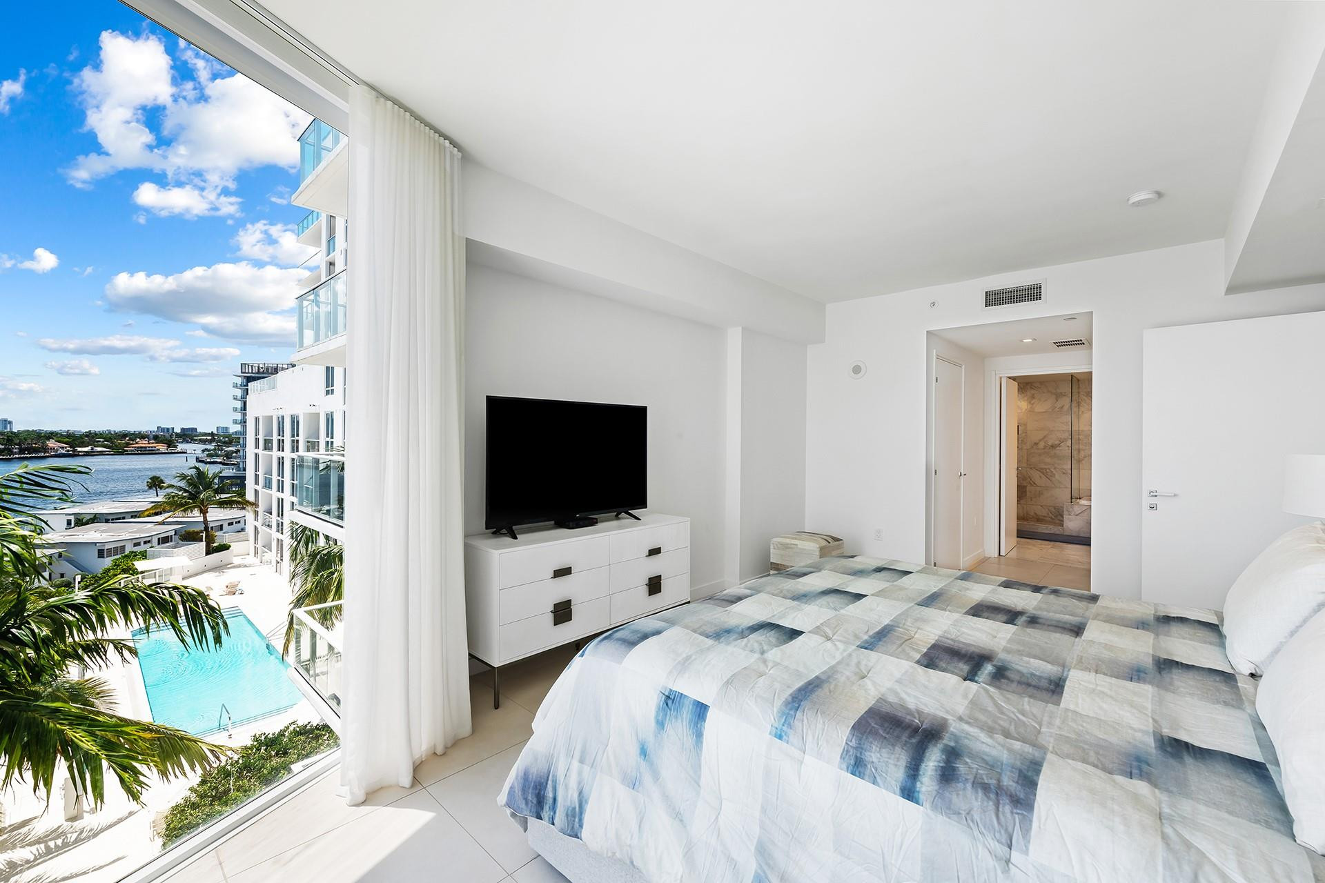 401 North Birch Road, Unit 700 Fort Lauderdale, FL 33304 - Photo 18 of 33 Photo 18