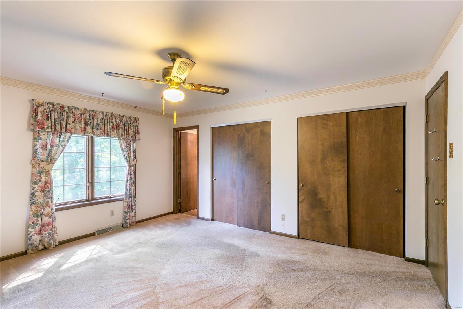 9738 Fall Ridge Trail St. Louis, MO 63127 - Photo 16 of 29 Gallery Image 16