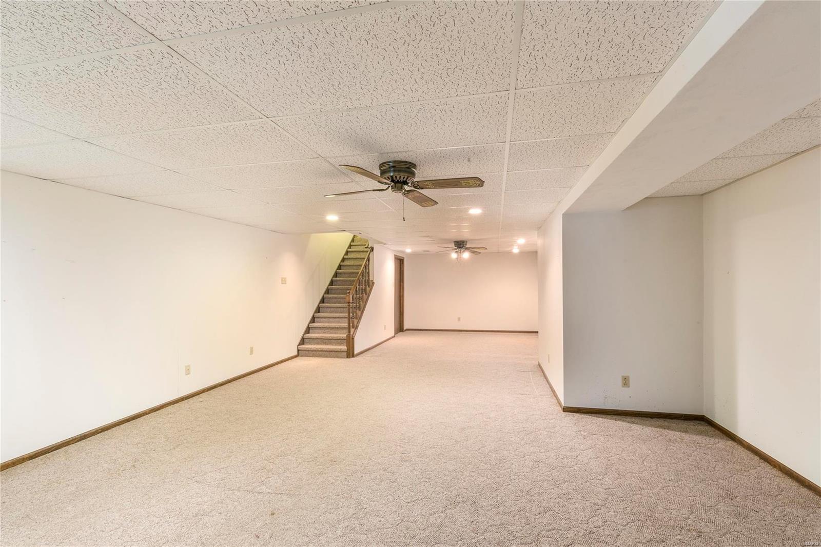 9738 Fall Ridge Trail St. Louis, MO 63127 - Photo 21 of 29 Gallery Image 21