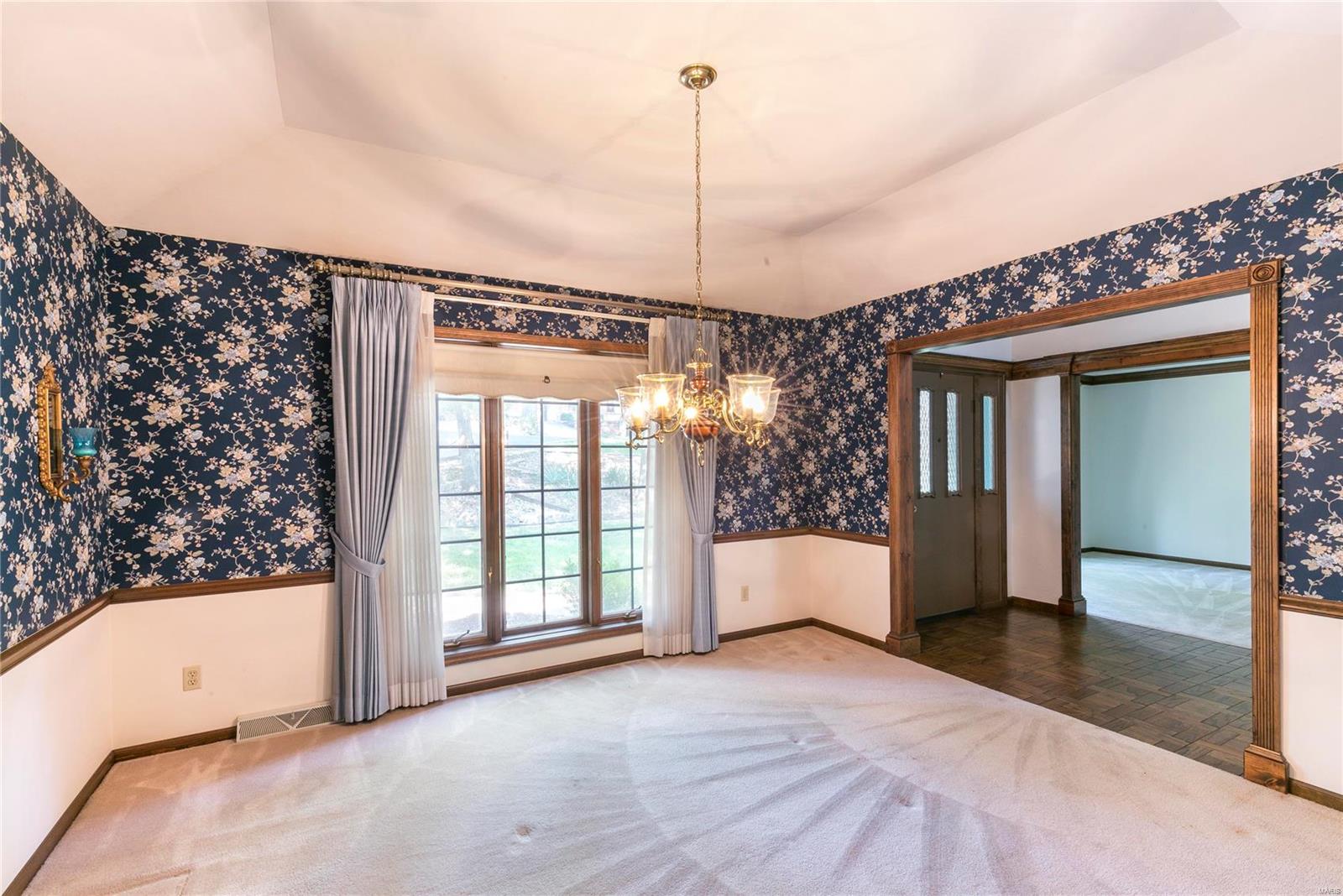 9738 Fall Ridge Trail St. Louis, MO 63127 - Photo 5 of 29 Gallery Image 5