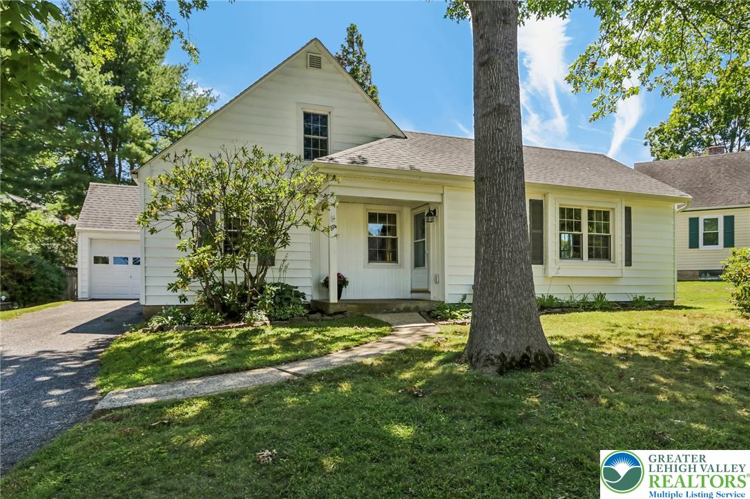 974 Juniper Road Hellertown, PA 18055 - Photo 48 of 48 Hurry and come see this home today before it's too late! Showings start on Friday, Aug. 7th.