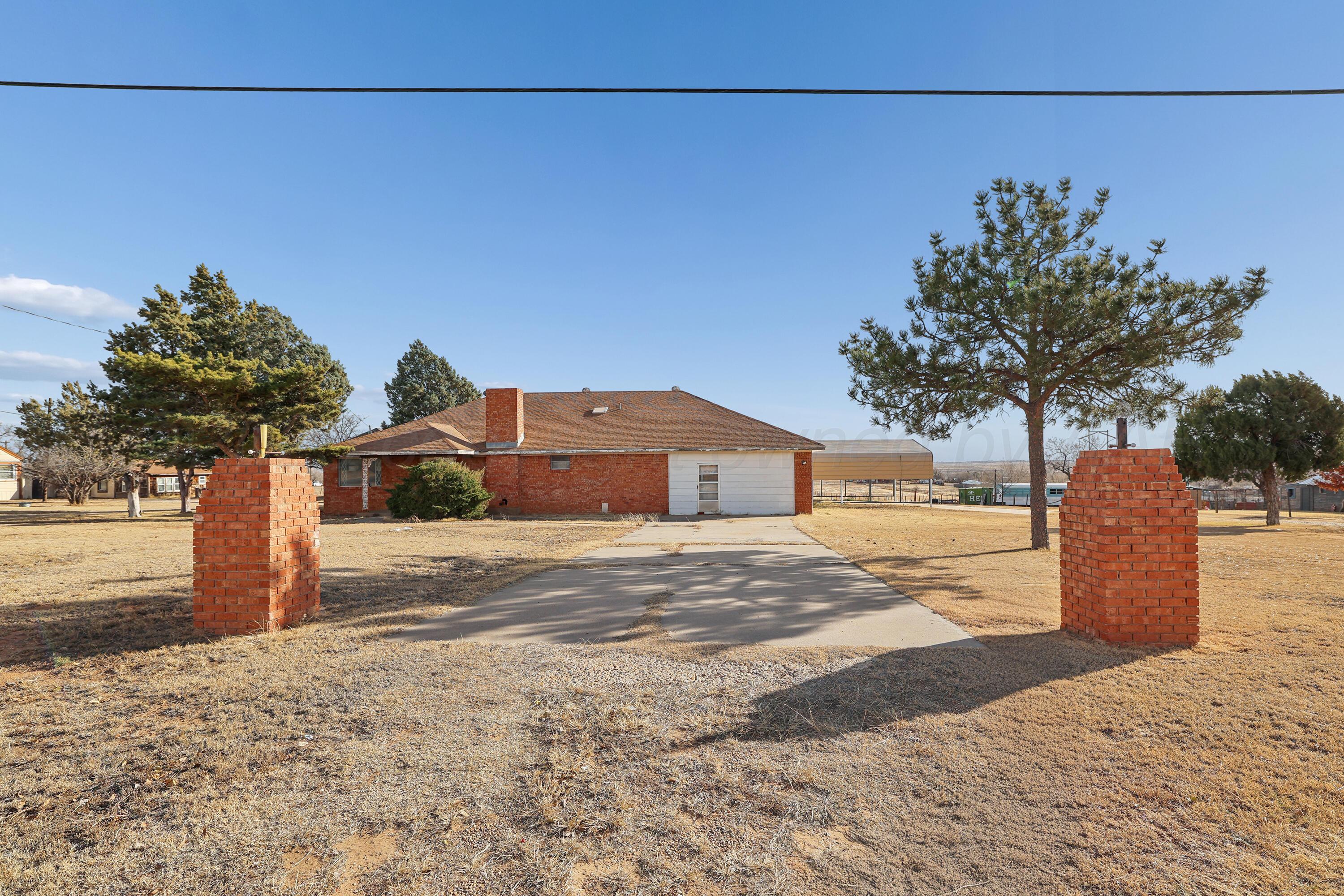8626 River Road Amarillo, TX 79108 - Photo 2 of 26 2-Front