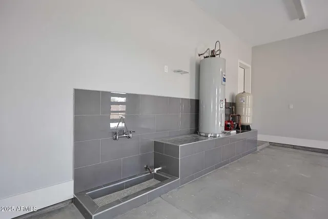 $799,000 | 4079 East Roosevelt Street, Apache Junction, AZ 85119