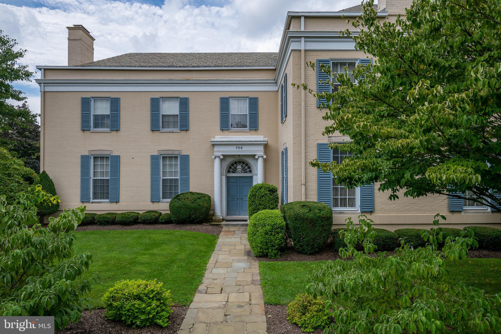 708 Centre Avenue Reading, PA 19601 - Photo 2 of 49