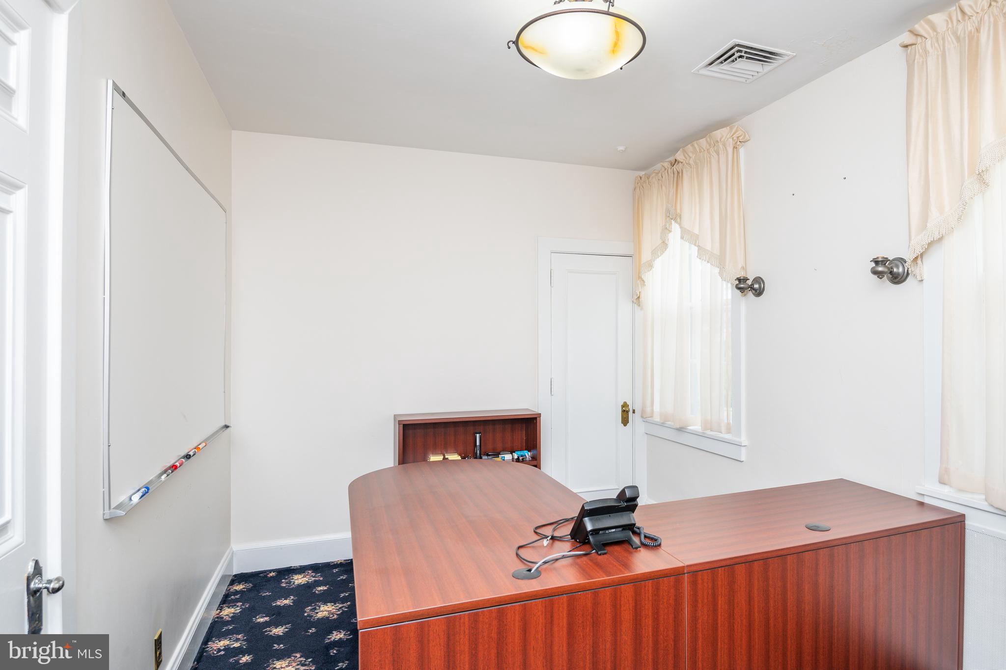 708 Centre Avenue Reading, PA 19601 - Photo 37 of 49