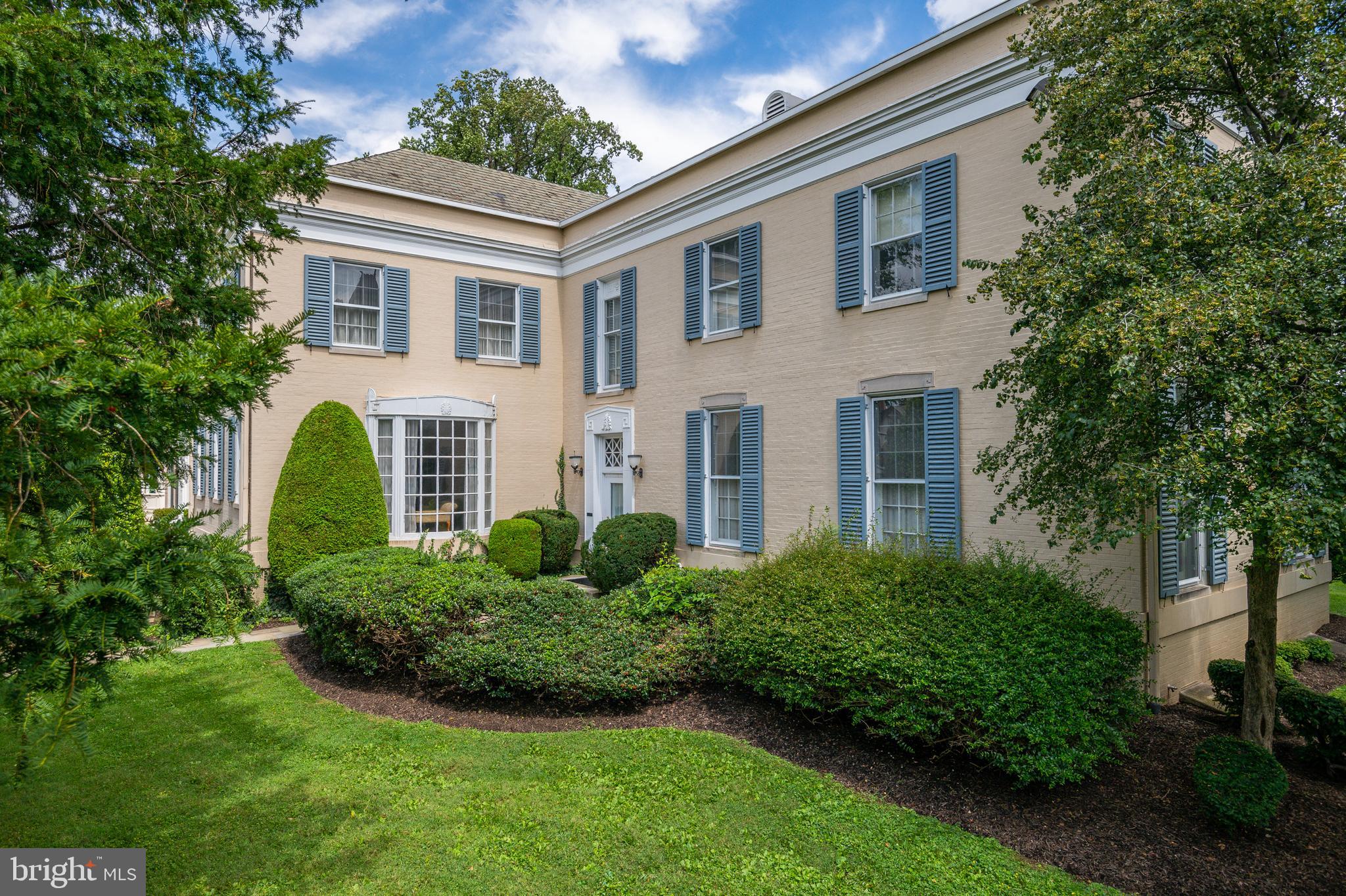 708 Centre Avenue Reading, PA 19601 - Photo 5 of 49