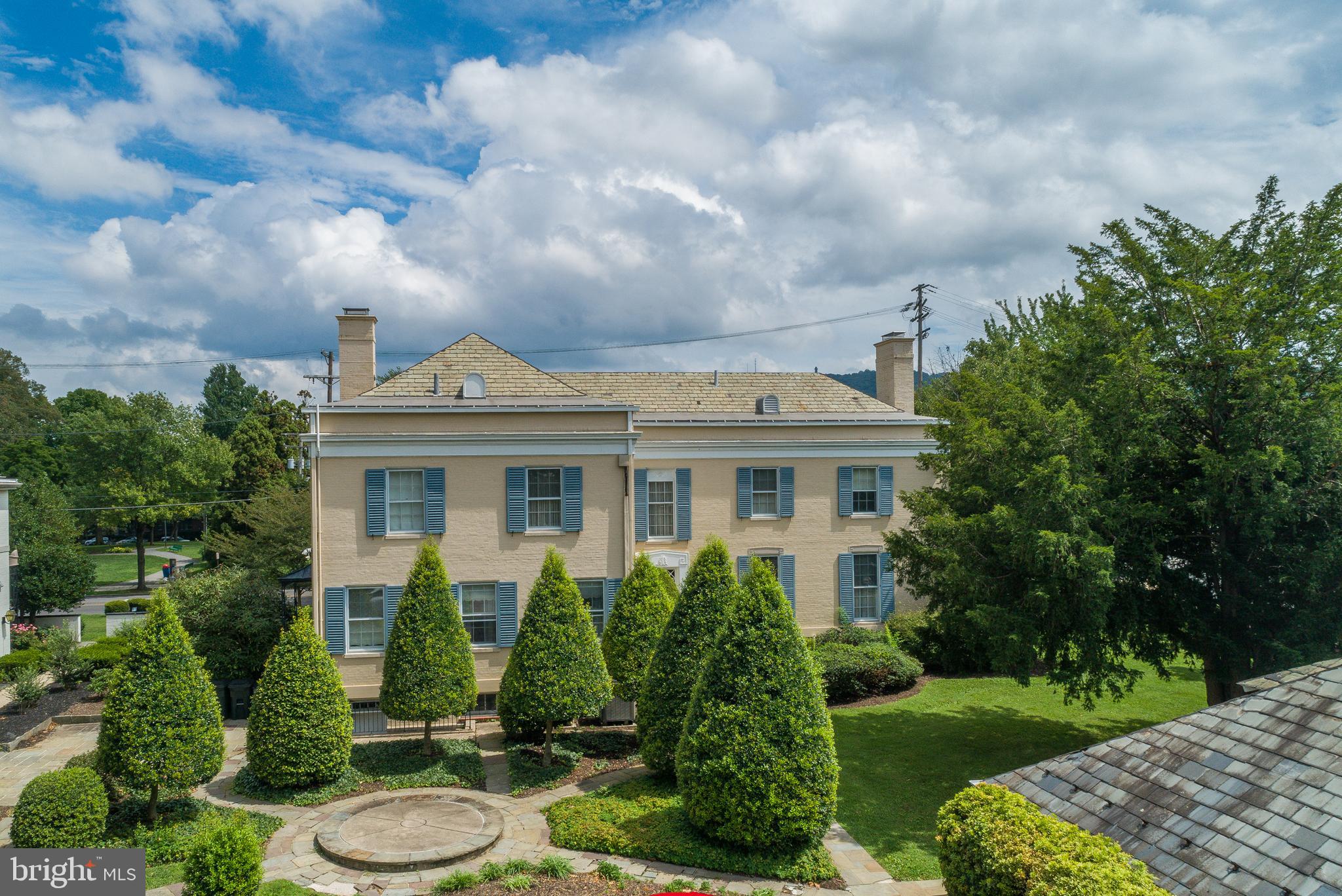 708 Centre Avenue Reading, PA 19601 - Photo 8 of 49