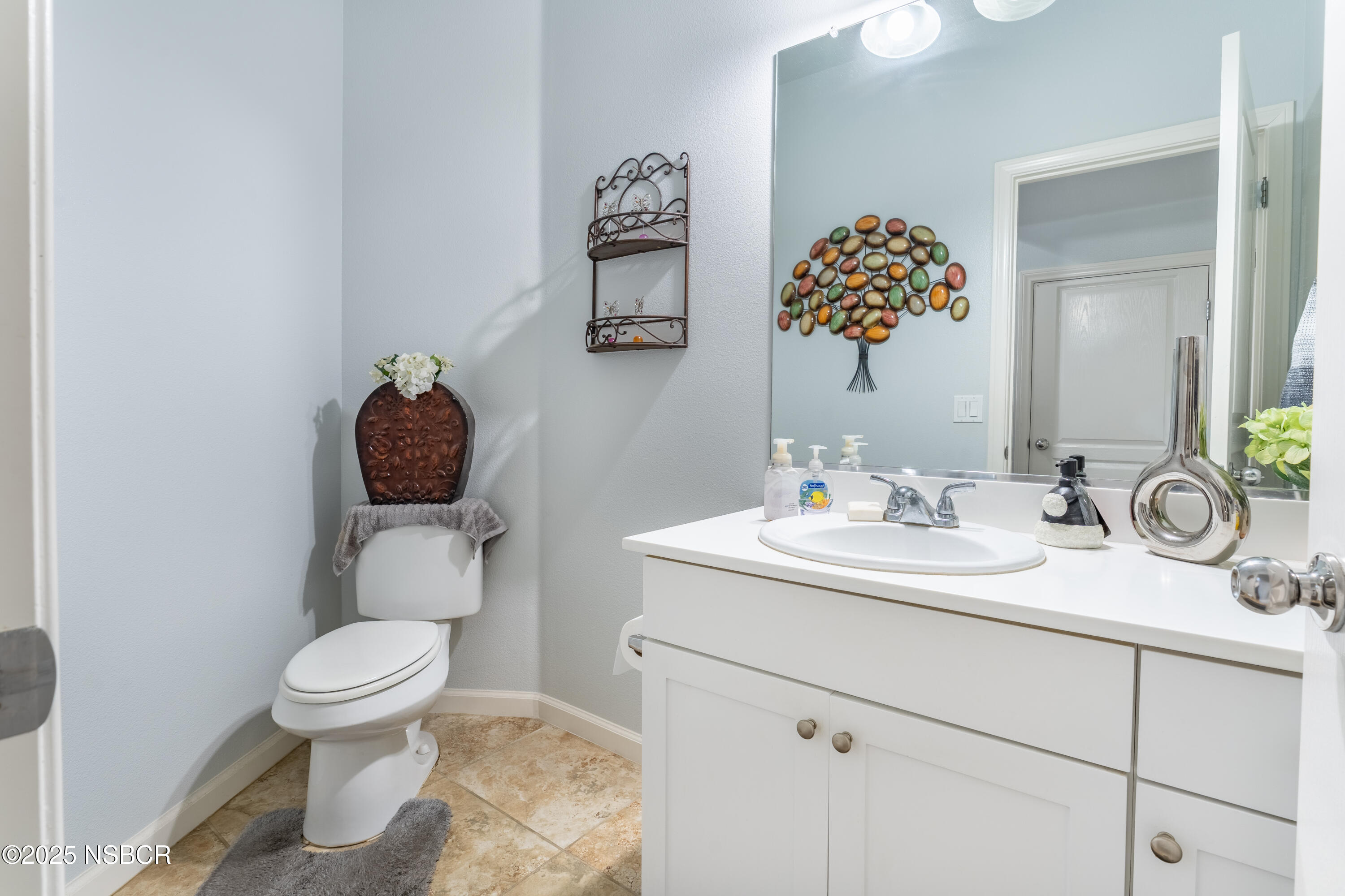 2000 Green Ridge Circle Lompoc, CA 93436 - Photo 9 of 19 Half Bath