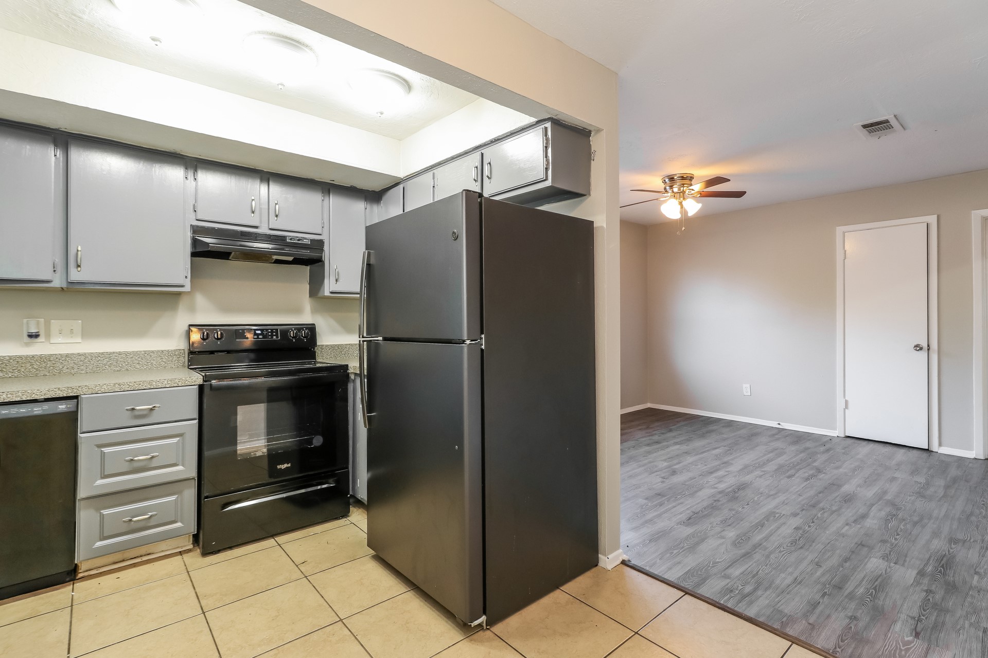 4439 Algernon Drive Spring, TX 77373 - Photo 5 of 15