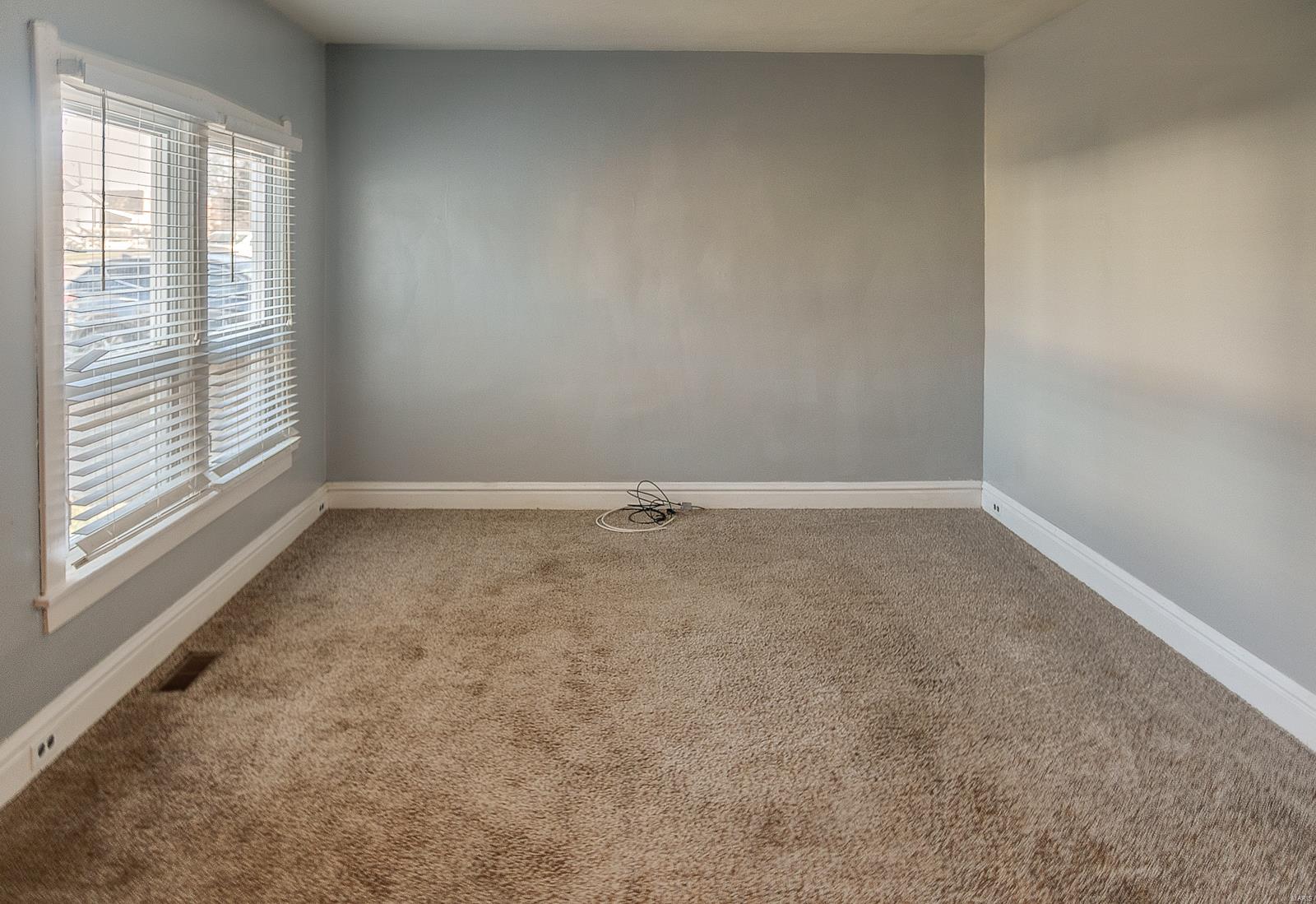 131 West 4th Street Roxana, IL 62084 - Photo 4 of 31