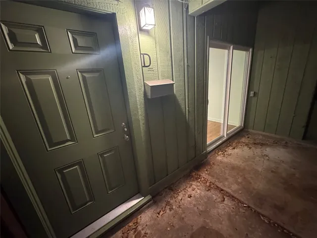 $2,050 | 2514 West 12th Street, Unit D, Austin, TX 78703