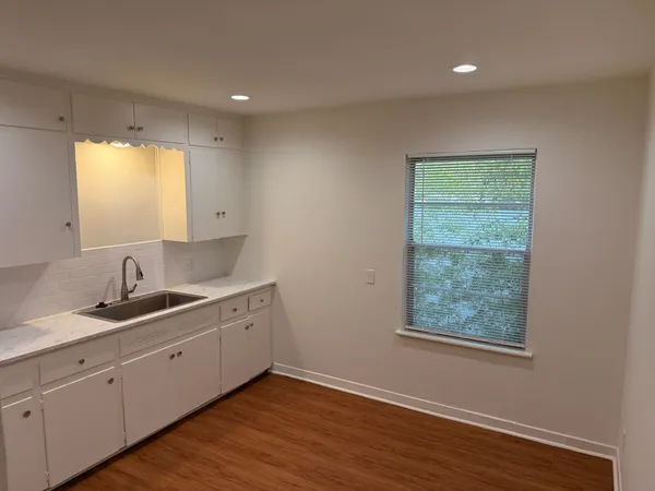 $1,950 | 2514 West 12th Street, Unit D, Austin, TX 78703