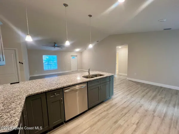 $2,050 | 960 Happiness Avenue Southwest, Palm Bay, FL 32908