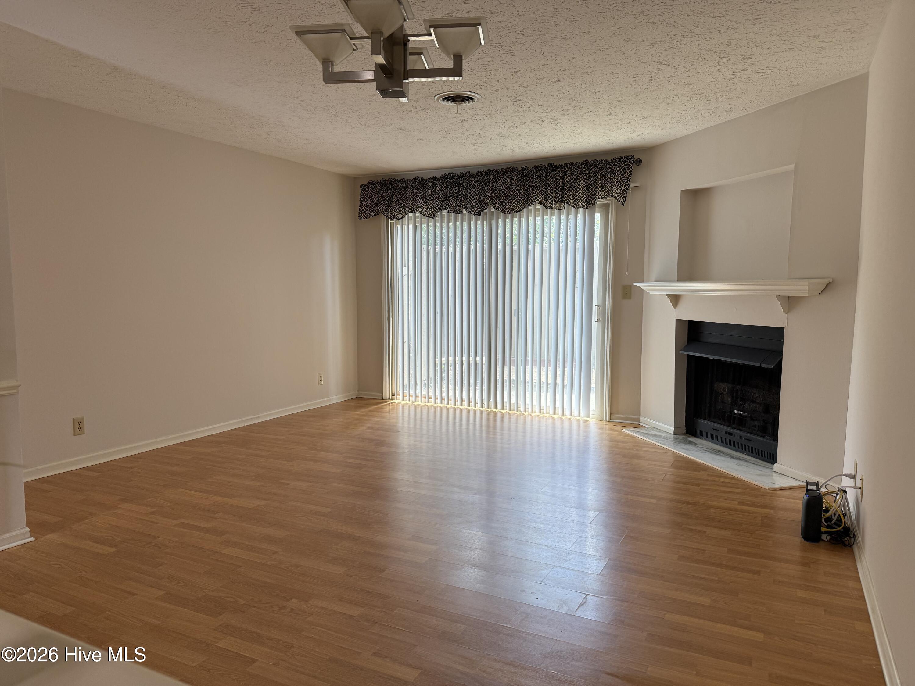 940 Linden Road, Unit 10 Pinehurst, NC 28374 - Photo 5 of 15 living room