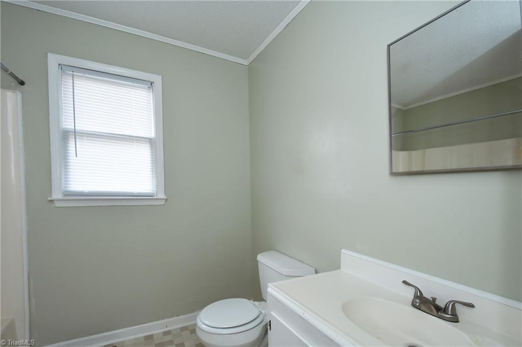 7632 Pine Street Rural Hall, NC 27045 - Photo 9 of 18