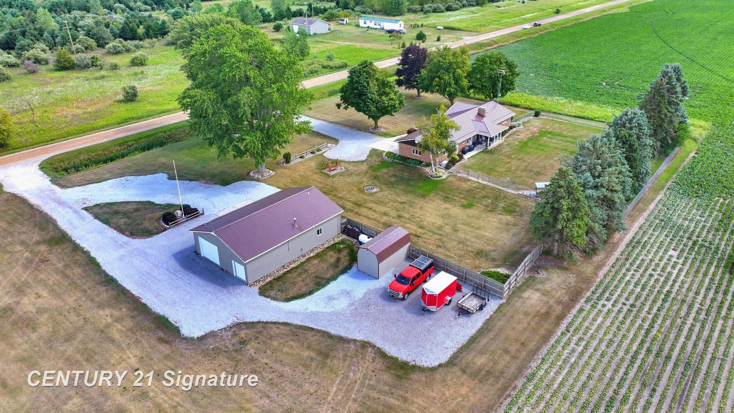 10463 North Woodbridge Road Wheeler, MI 48662 - Photo 64 of 68 Gallery Image 64