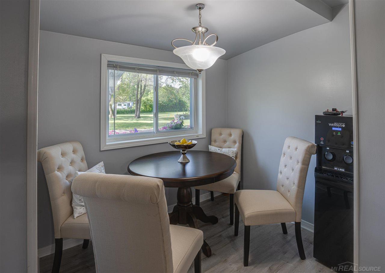 6151 Pine Knob Road Clarkston, MI 48348 - Photo 16 of 83 50051462-15.JPG