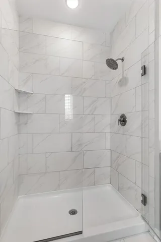 $334,000 | 7483 Highway 70 South, Unit 304, Nashville, TN 37221