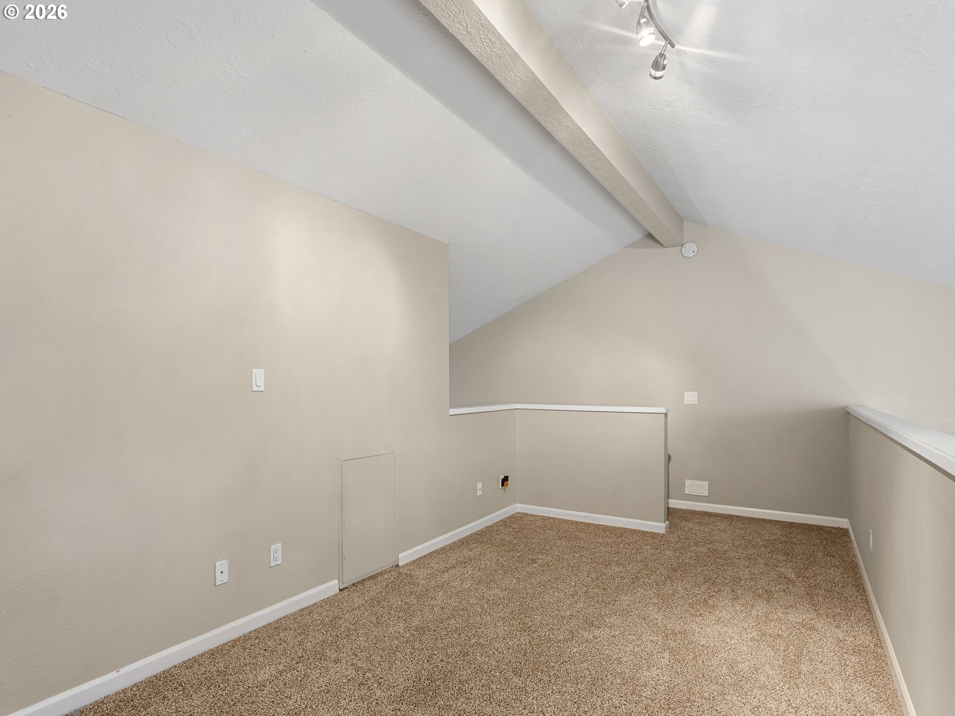 9778 Southeast Talbert Street Clackamas, OR 97015 - Photo 17 of 22