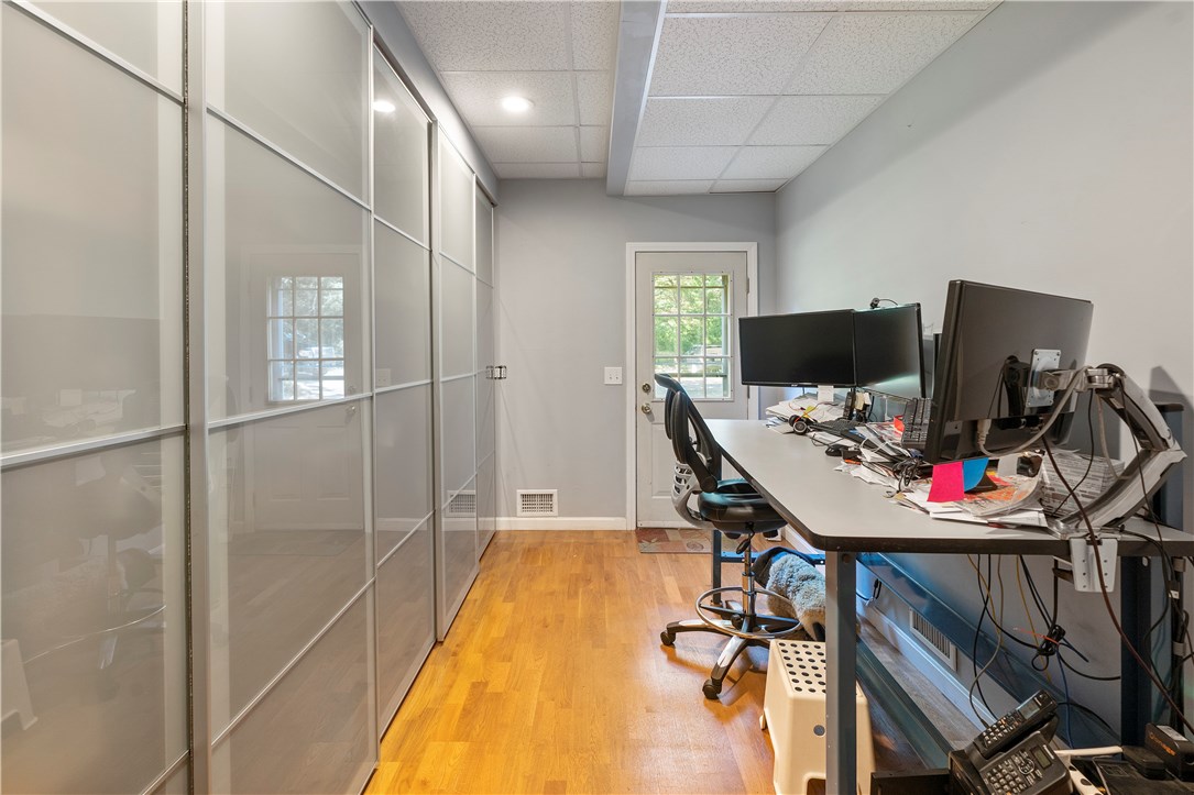 360 Gardiner Road Richmond, RI 02892 - Photo 12 of 27