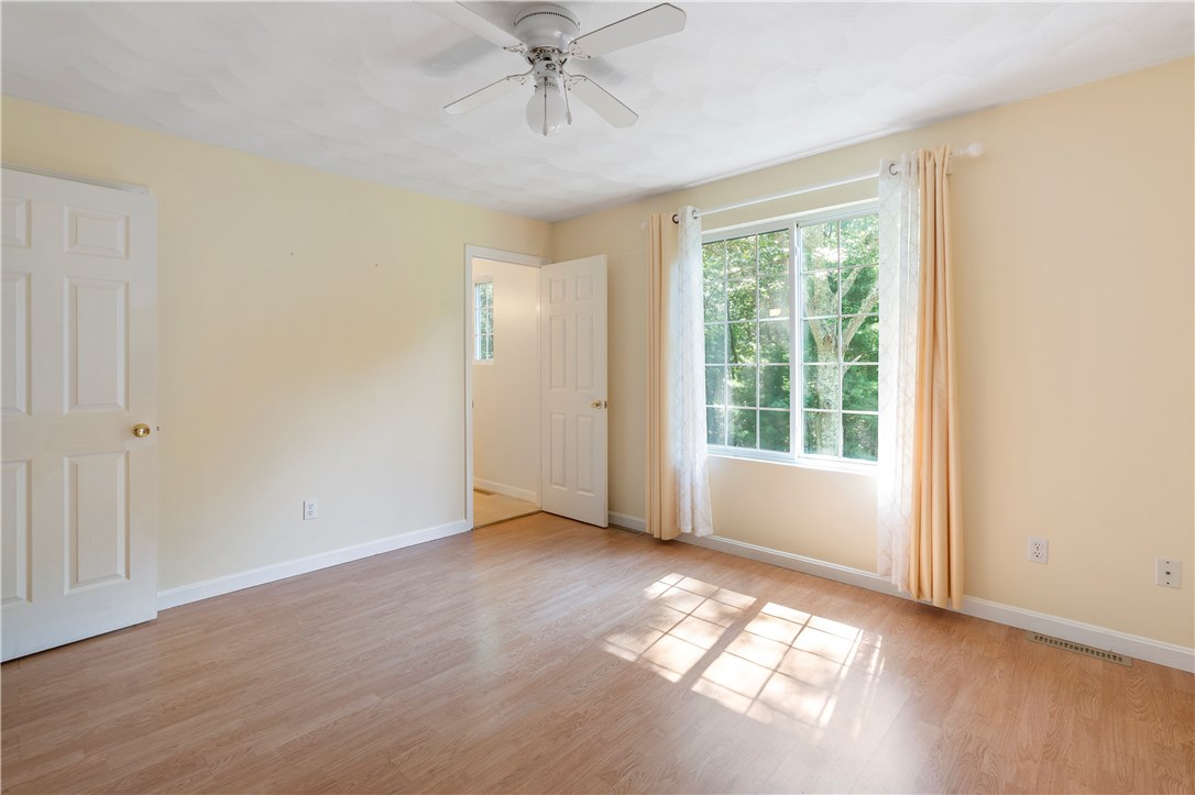 360 Gardiner Road Richmond, RI 02892 - Photo 14 of 27