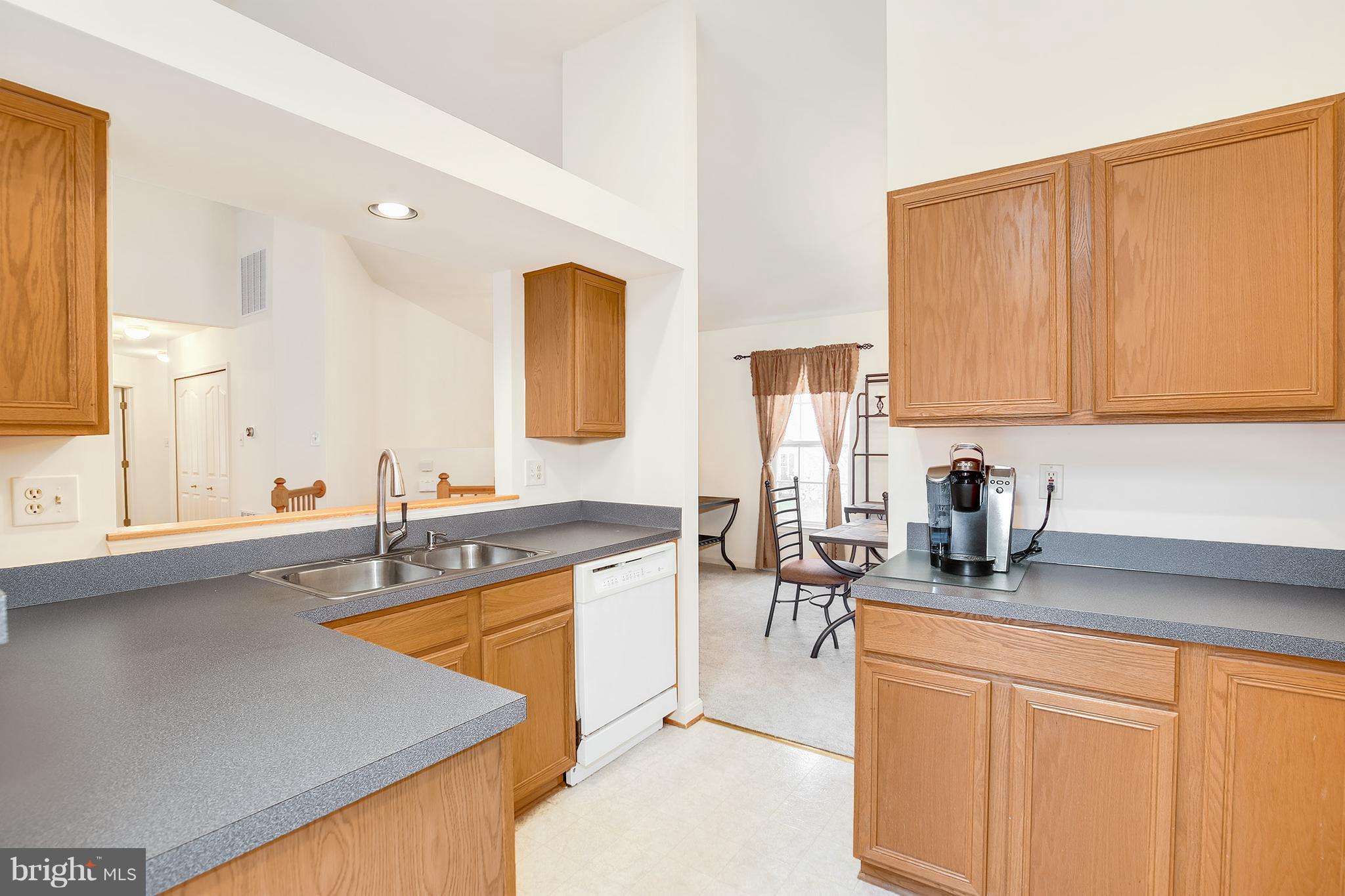 6319 Patuxent Quarter Road Hanover, MD 21076 - Photo 7 of 30 Kitchen