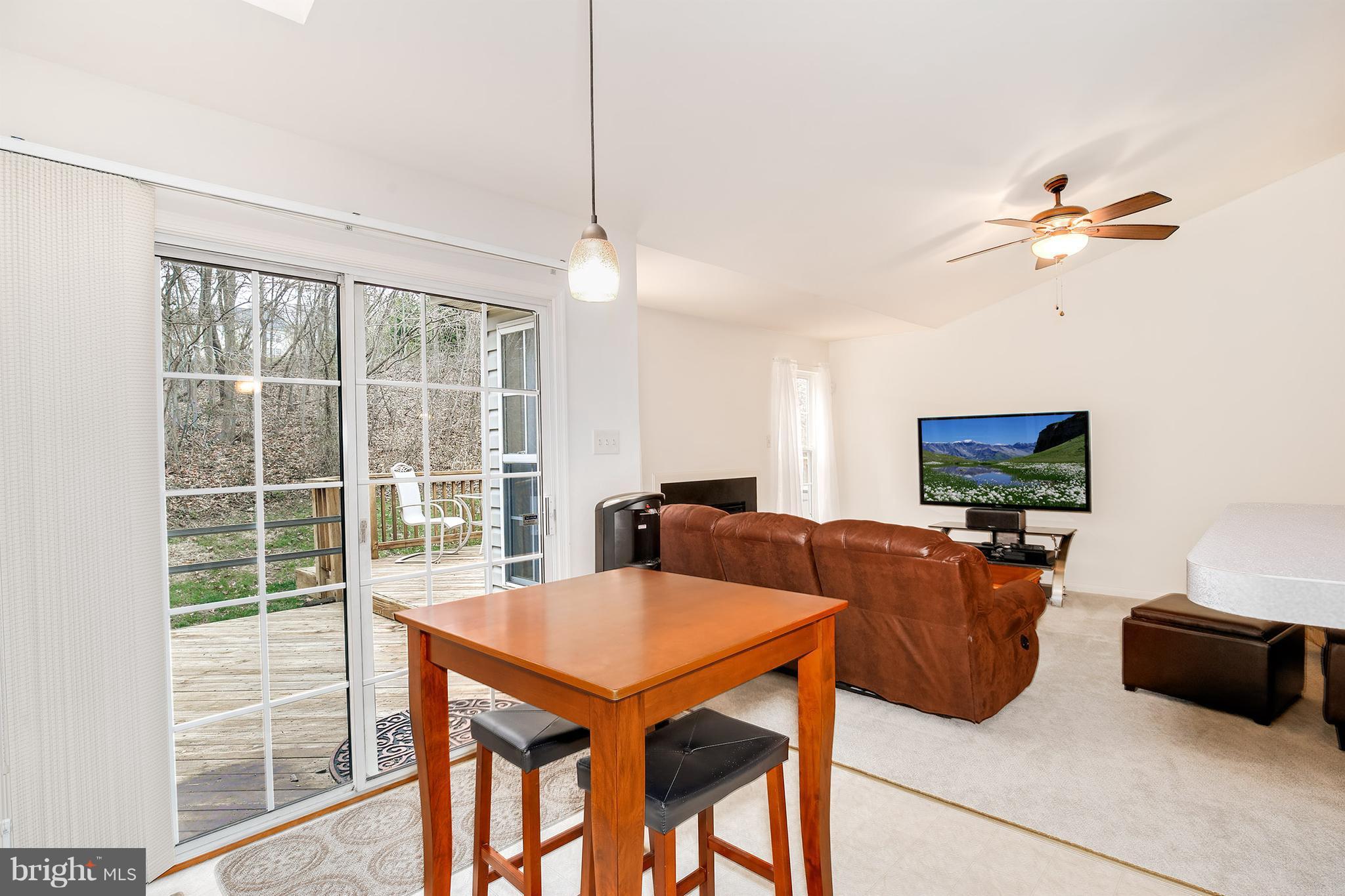 6319 Patuxent Quarter Road Hanover, MD 21076 - Photo 10 of 30 Eat-in Kitchen