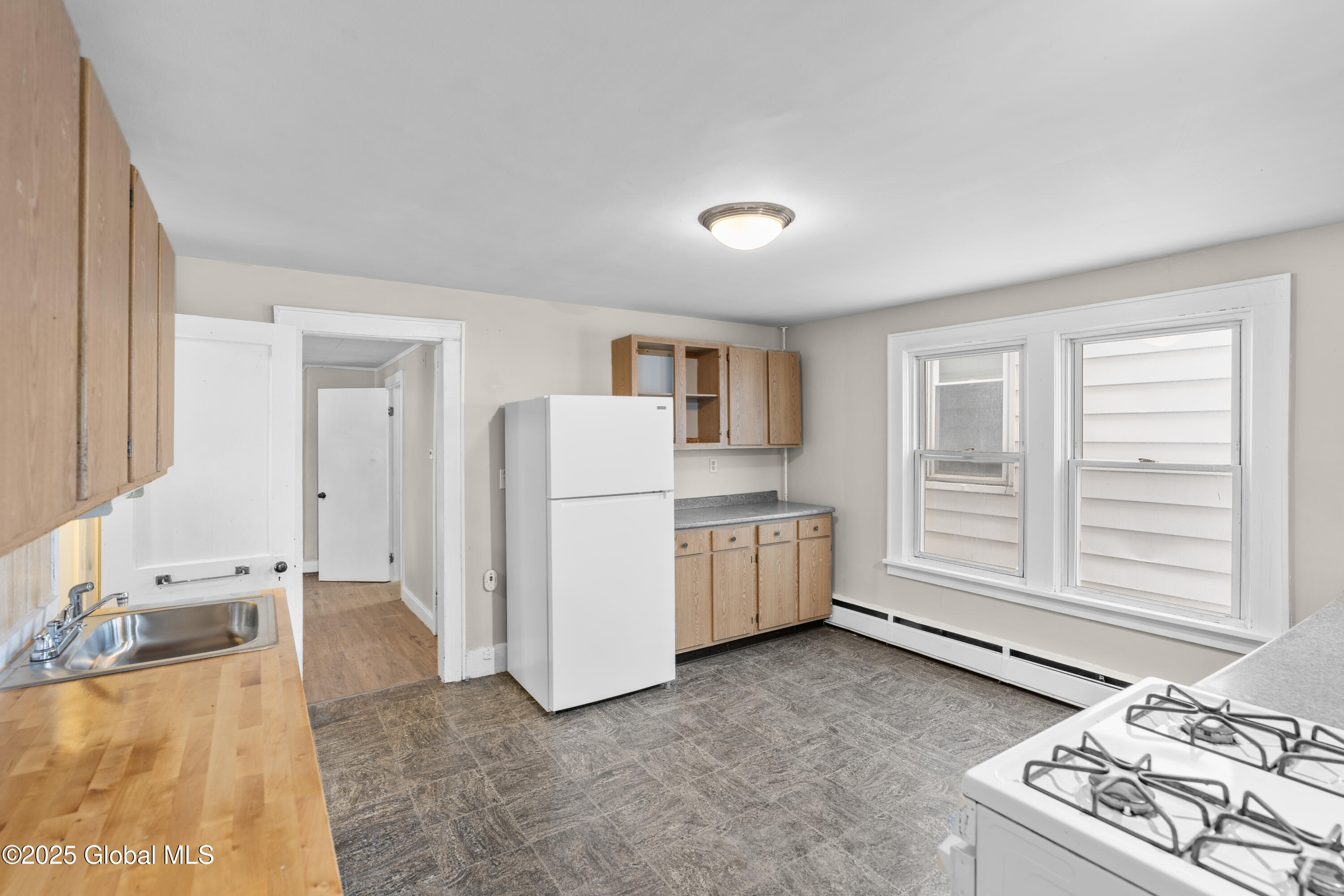 819 1st Street Rensselaer, NY 12144 - Photo 6 of 32 DSC08184