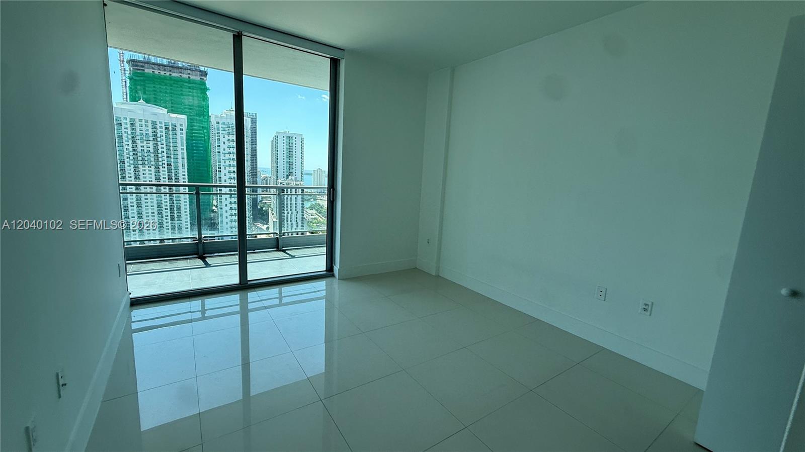92 Southwest 3rd Street, Unit 3311 Miami, FL 33130 - Photo 7 of 14