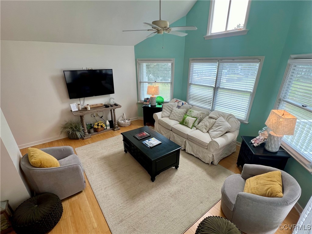 65 Oyster Shell Road, Unit 8 Deltaville, VA 23043 - Photo 13 of 31 Gallery Image 13